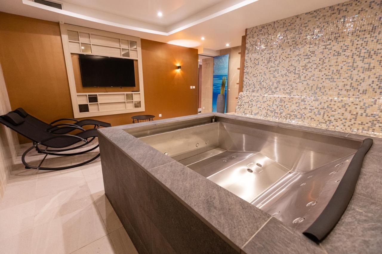 Arena Apartments 哈夫利库布罗德 外观 照片